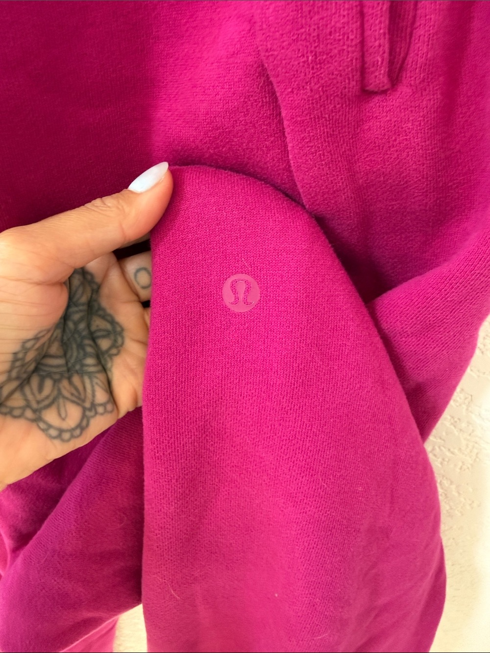 Lululemon Ripened Raspberry Scuba Oversized Jogger Size XS - Picture 5 of 6